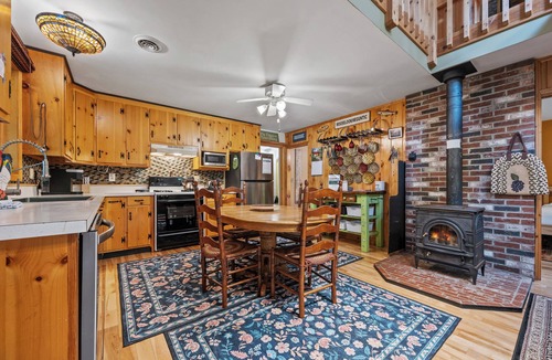 Rangeley Plantation House | Camp Firefly - Adorable Cottage on Mooselookmeguntic Lake with sandy walk in
