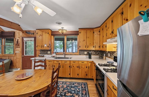 Rangeley Plantation House | Camp Firefly - Adorable Cottage on Mooselookmeguntic Lake with sandy walk in