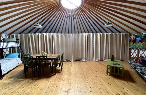South Hartford Other | Camping ∙ 1 bedroom ∙ 12 guests