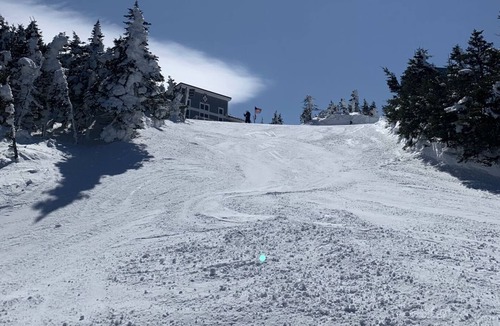 Franconia Condo | Cannon Mountain, NH. Slope side ski condo. 1 minute to Mittersill chairlift