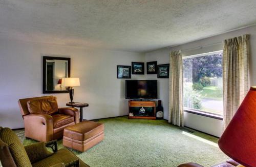 Cascade Locks Apartment | Cascade River Watch