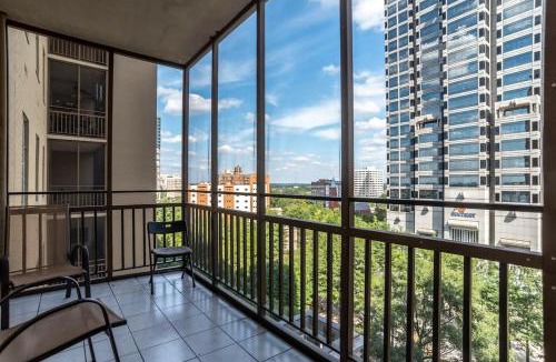 Downtown Atlanta House | Center Downtown! King Bed! Private Balcony! PT8I