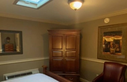 Bennington Apartment | Centrally located to Downtown and Old Bennington