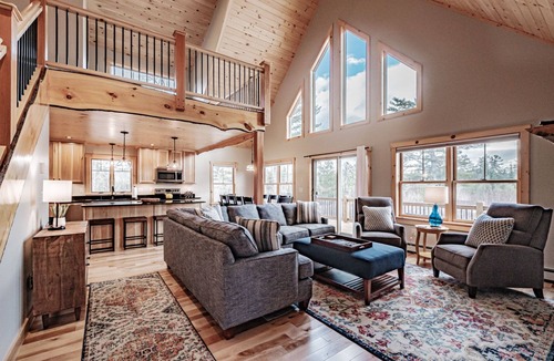 Bethel Ski Chalet | Chalet Tourmaline - Charming Newly Built Chalet