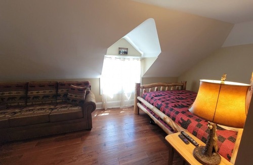 South Kortright Bed & Breakfast | Charming 2-bedroom B&B located in South Kortright with AC, WiFi
