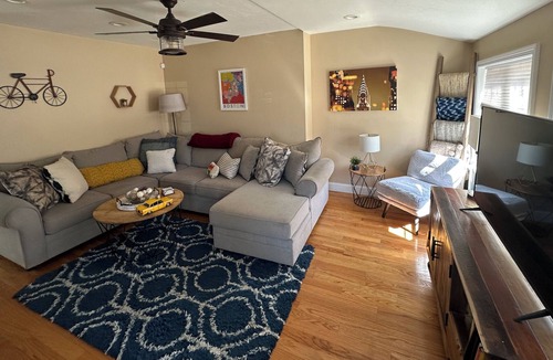 Brockton House | Charming 2-Bedroom, 2.5-Bath Home in Holbrook, MA – Perfect for a Cozy Getaway!