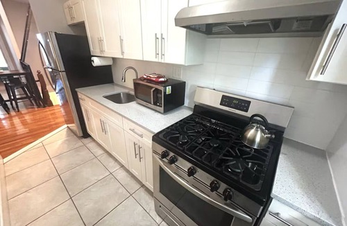 Ocean Hill Apartment | Charming 2-bedroom apartment in lovely Brooklyn, 20mins to Manhattan