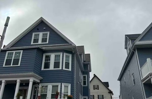 St. Marks Apartment | Charming 2-bedroom apartment with AC, WiFi in marvelous Boston, close downtown