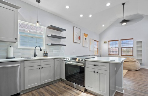 Dickinson House | Charming 2-bedroom house with WiFi, AC in marvelous San Leon