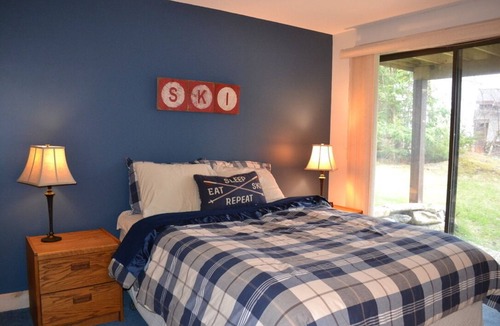 Bromley Mountain Condo | Charming 3-bedroom condo in Bromley Village.