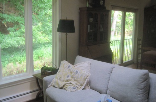 Williamstown House | Charming 3-bedroom Salt Box house in quaint Williamstown Mass with WiFi