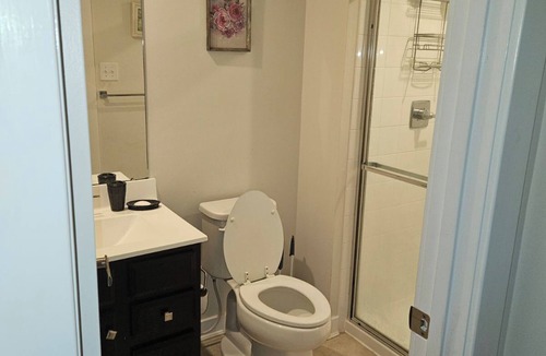 Smyrna Bed & Breakfast | Charming bed & breakfast in Smyrna with AC, WiFi. Enjoy