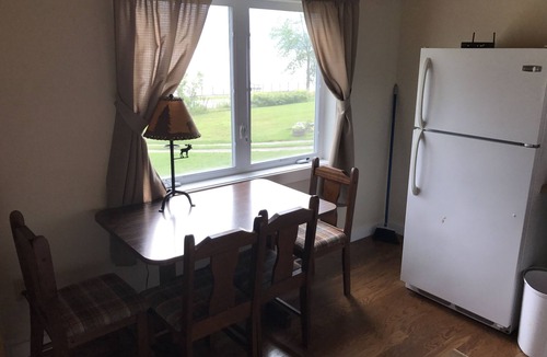 Salisbury Cottage | Charming cabin overlooking Lake Dunmore with stunning views of the Green Mts.