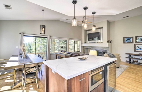 Lake Almanor West House | Charming Chester Home w/Furnished Porch!