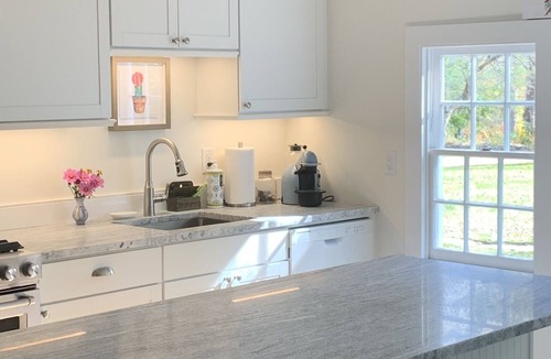 Wilton House | Charming Cottage located on Historic Estate 1 Hour from NYC!