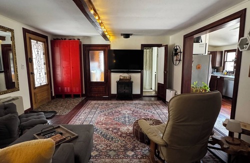 Williamsville Cabin | Charming & Cozy River Front Cabin- Close to ski mountains. Ski,Fish,Swim & Hike!