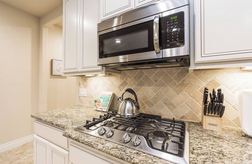 Rosenberg House | Charming Escape at Sterling Shores: Discover Loving Stella #41010