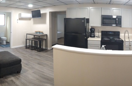 Buckhannon Apartment | Charming fresh apartment in Buckhannon Colonial #6