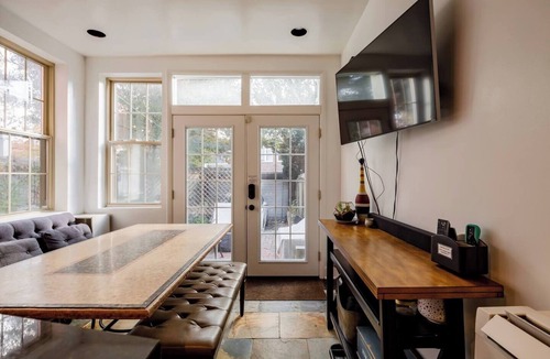 Capitol Hill House | Charming Historic Capitol Hill Row Home w/parking - perfect location
