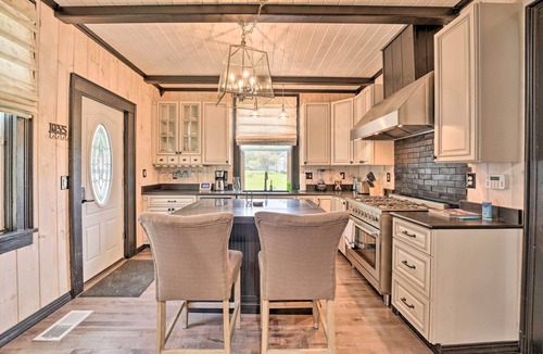 Gerry House | Charming Home w/BBQ: 9 Mi to Chautauqua Lake!