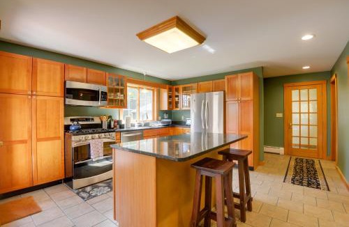Putney House | Charming Putney Home Porch, Grill and Hiking Trails