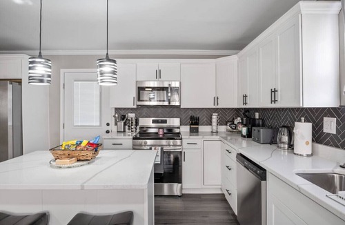 Chesterfield Court House House | Charming Retreat w/Pool Table in Chesterfield!