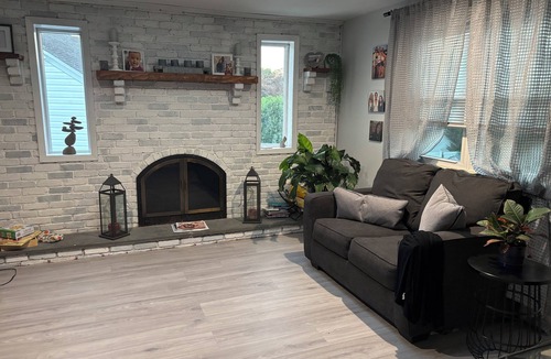 Farmingdale Apartment | Charming, spacious apartment in the heart of Farmingdale’s Culinary Quarters!