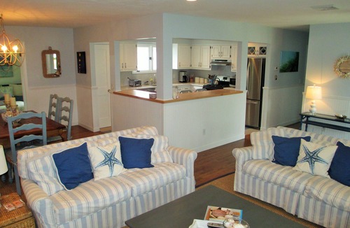 Silver Beach House | Charming updated home with pool on quiet street. Near Silver Beach