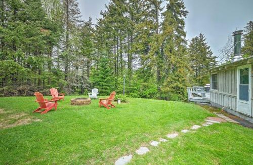 Wilmington House | Charming Wilmington Cabin, 8 Mi to Mt Snow!