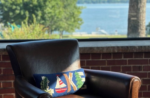 Lakewood House | Chautauqua Lake, NY -Sleeps 23! Lakefront Mansion w/dock,Walk to Shops & Dining