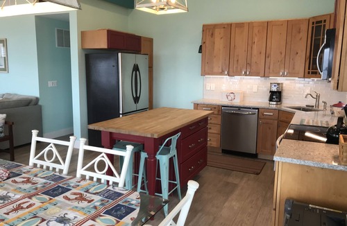 Crisfield House | Chesapeake Waterfront with Private Dock in Crisfield, Maryland