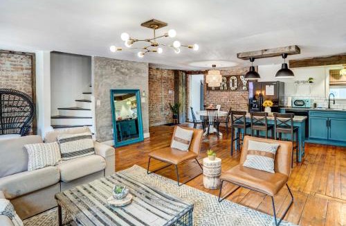 Troy House | Chic Troy Home Near Downtown, 9 Mi to Albany!