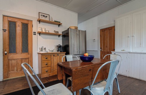 Chester Depot House | Circa 1868 Chester Home/Victorian Farmhouse-Less than 20 MIN TO OKEMO