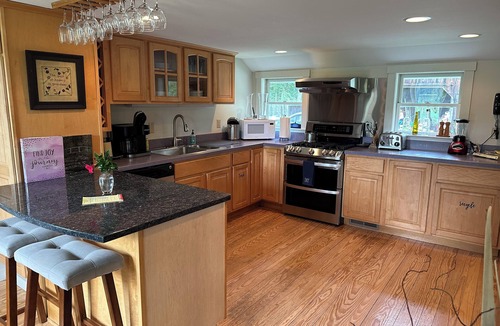 Woodstock Other | Classic, cozy farmhouse in the 4 season playground of VT's prettiest town!