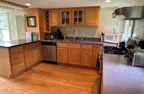 Woodstock Other | Classic, cozy farmhouse in the 4 season playground of VT's prettiest town!