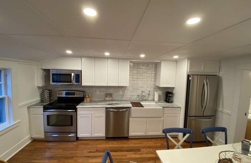 Ogunquit Cottage | Classic Maine Beach Cottage - In the Heart of Ogt. Village , Walk to everything