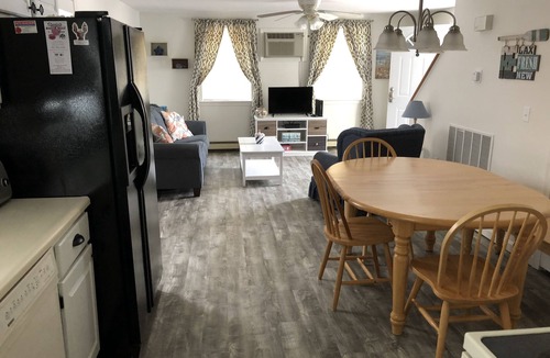 Hampton House | Clean and comfortable!