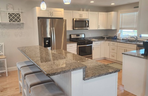 Salisbury Beach House | Clean-Cozy-Comfy. Steps to the Ocean in Salisbury Beach!