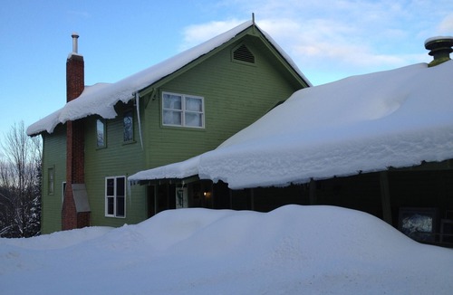 Northfield Apartment | Close to everything, without the high price tag!