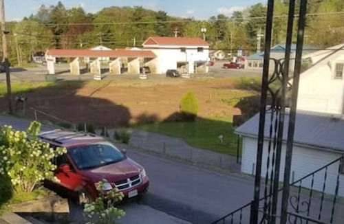 Bluewell House | Close to Hatfield/McCoy and Outlaw trails and other attractions