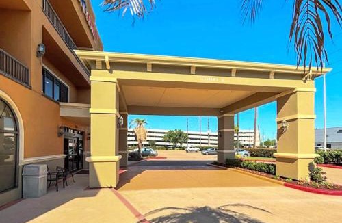 Westchase Hotel | Comfort Suites Westchase Houston Energy Corridor