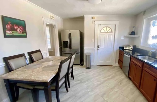 Watertown House | Comfy 2BR House Close to Harvard, MIT,BU & Boston