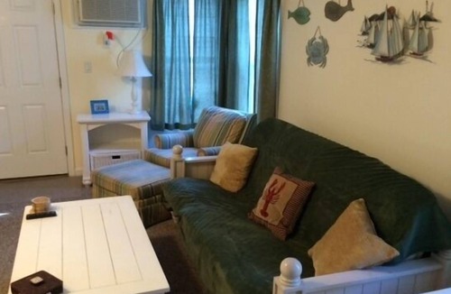 Moody House | Comfy Maine Beach Cottage 2022 Summer Available