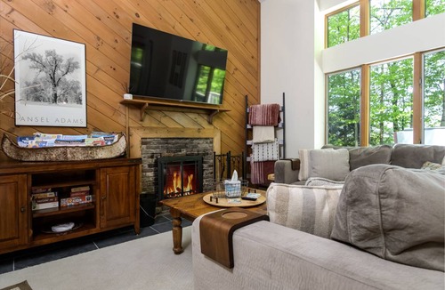 Ludlow Condo | Condo ∙ 3 bedrooms ∙ 6 guests