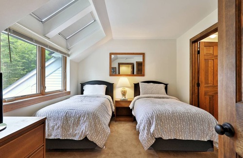 Central Vermont- Killington Condo | Condo ∙ 3 bedrooms ∙ 8 guests