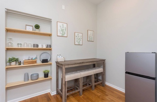 Shenandoah Apartment | Conductor's Suite at the Depot in charming Shenandoah
