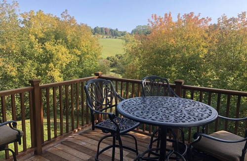 Charlotte House | Convenient to Burlington and Lake Champlain- July 4th week last min. spec.