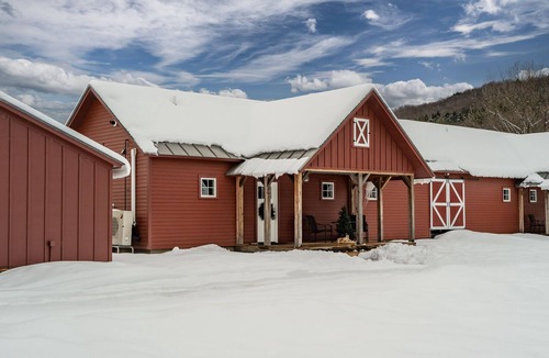 Quechee House | Converted Carriage Barn - The Carriage House Unit1