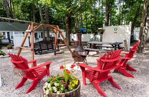 Wolfeboro Cottage | Cottage 1-2 - Year Round Pet Friendly - 2 Bedroom/1 Bath End Unit