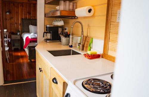 Wolfeboro Apartment | Cottage 10 - 1 Bedroom w/Loft/1 Bath